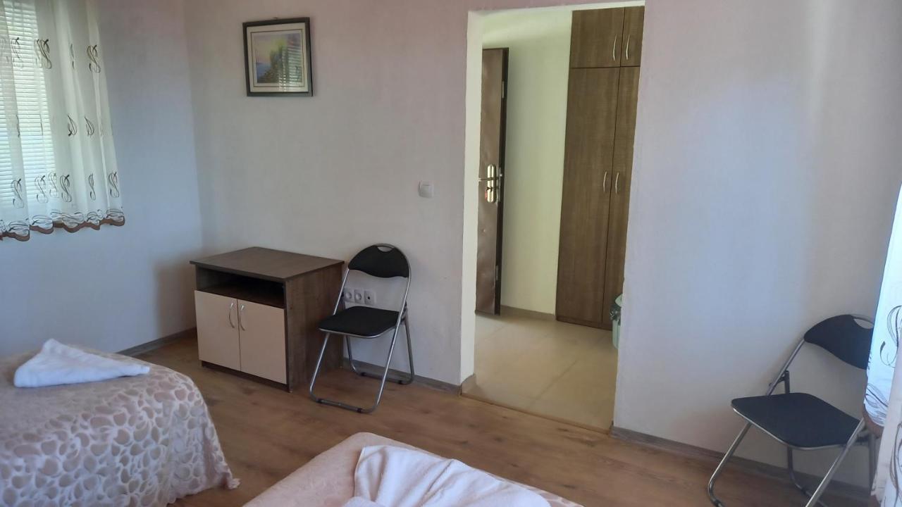 Guesthouses Prav Kamen Dolno Dryanovo エクステリア 写真