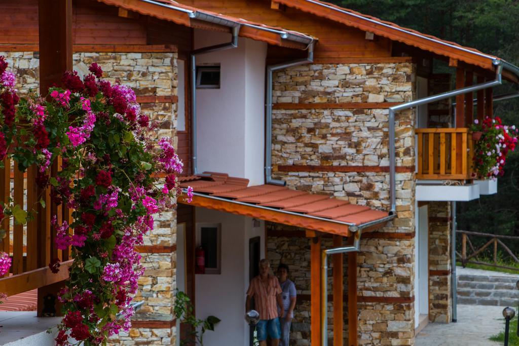 Guesthouses Prav Kamen Dolno Dryanovo エクステリア 写真