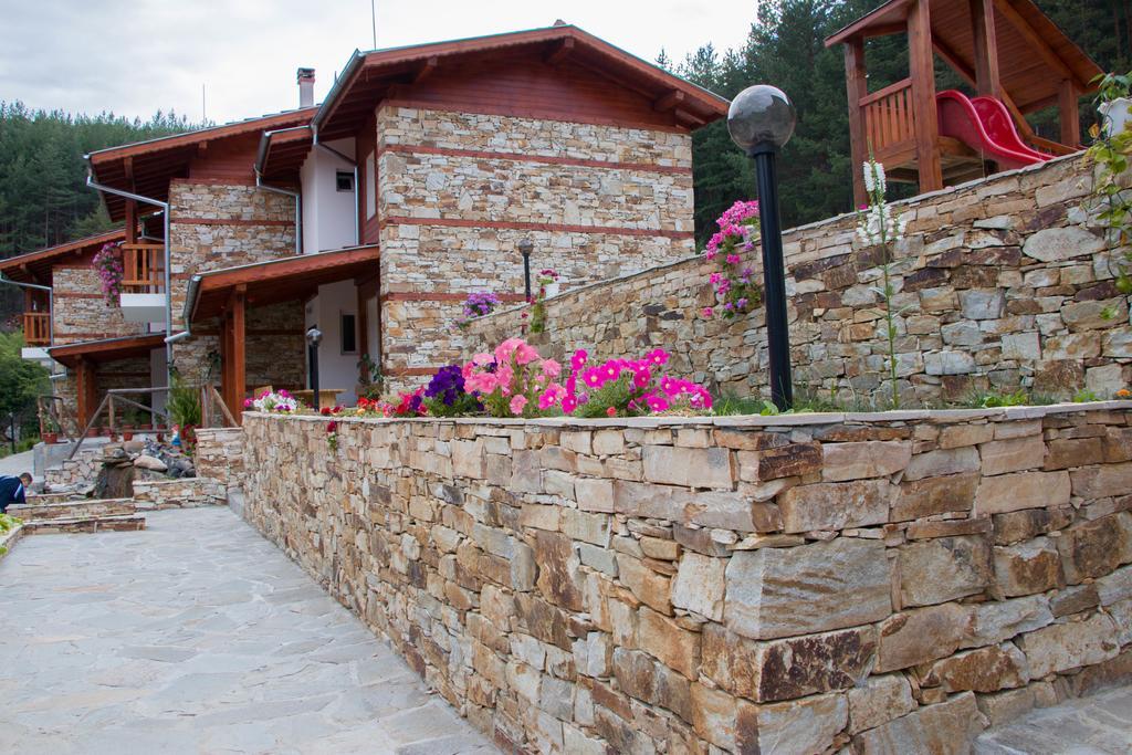Guesthouses Prav Kamen Dolno Dryanovo エクステリア 写真