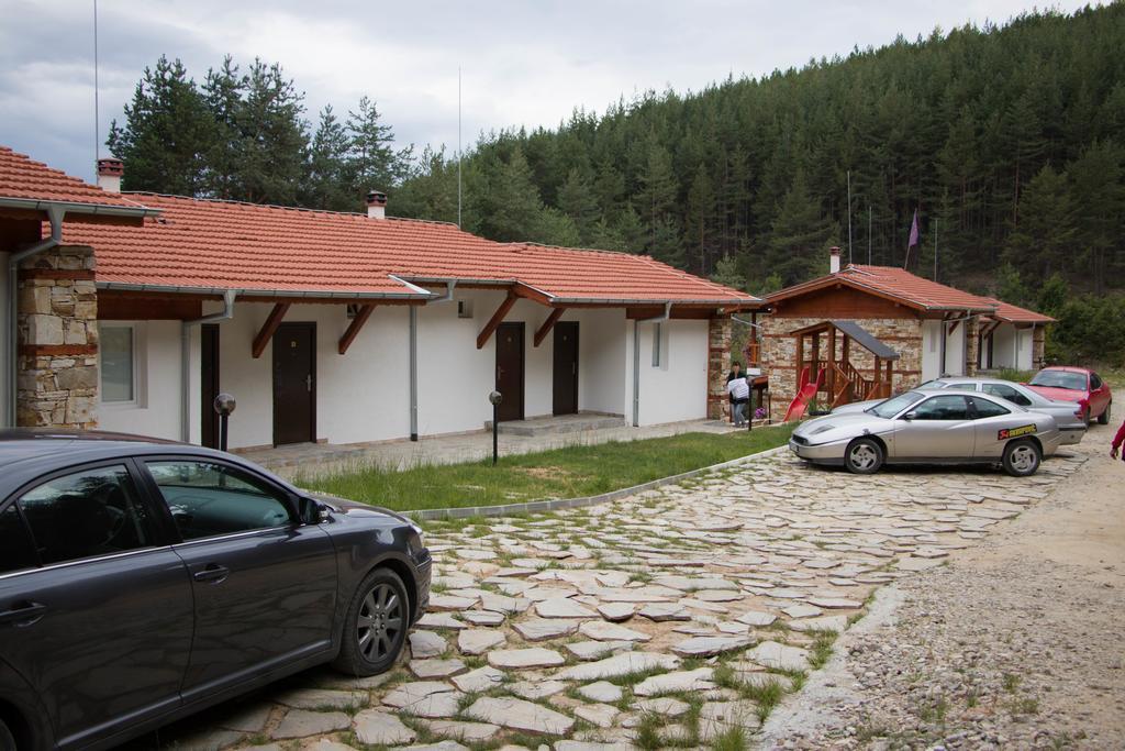 Guesthouses Prav Kamen Dolno Dryanovo エクステリア 写真