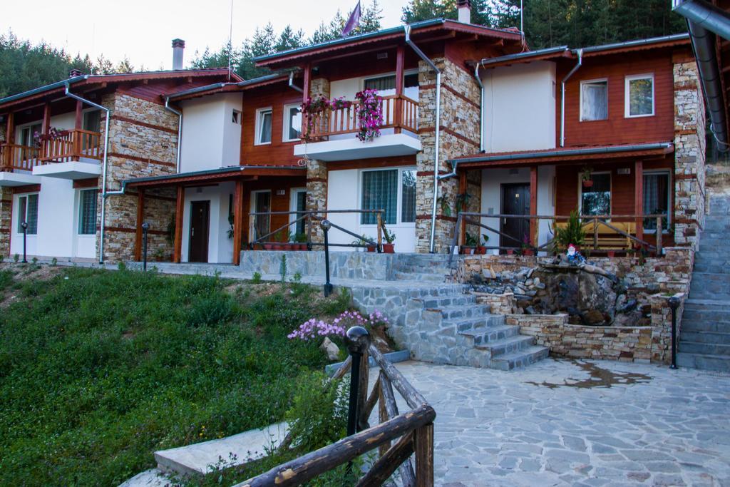 Guesthouses Prav Kamen Dolno Dryanovo エクステリア 写真