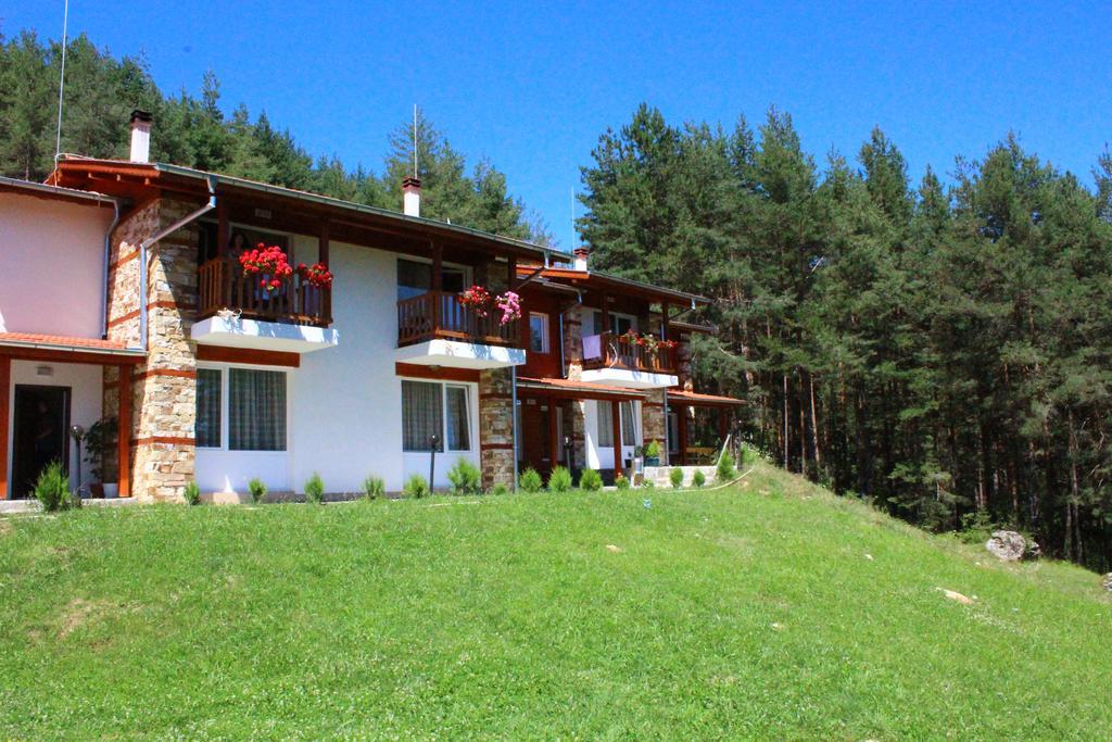 Guesthouses Prav Kamen Dolno Dryanovo エクステリア 写真