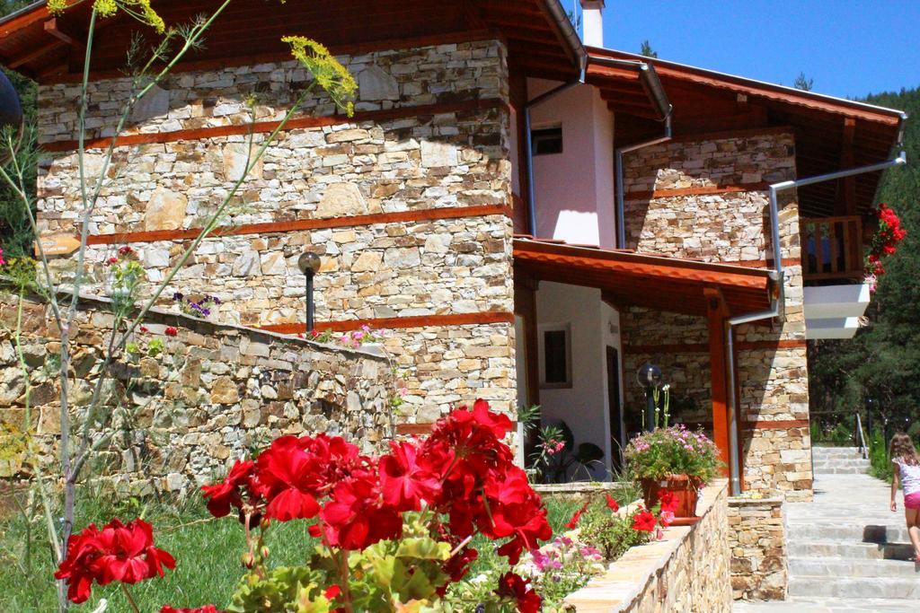 Guesthouses Prav Kamen Dolno Dryanovo エクステリア 写真